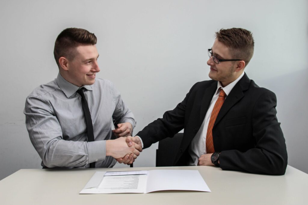 Selling Website Handling Contracts